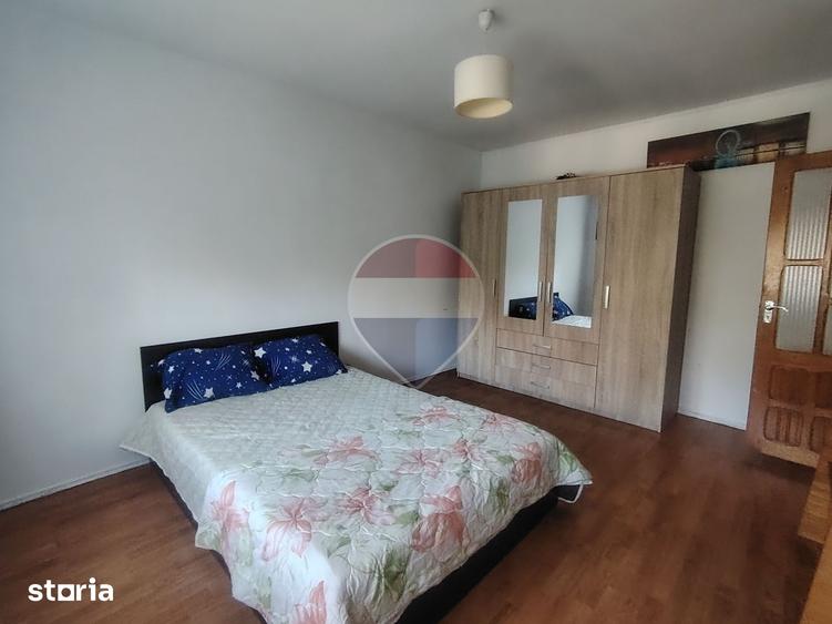 Apartament cu 2 camere, mobilat în Sud