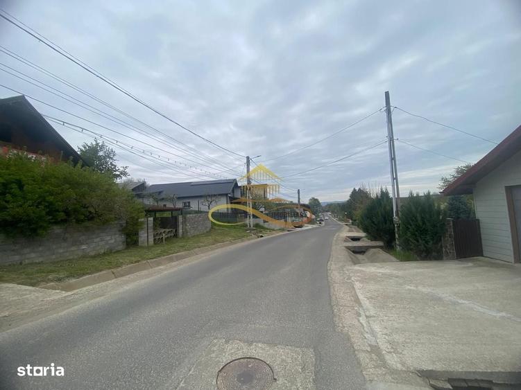 Casă cu 4 camere în Central