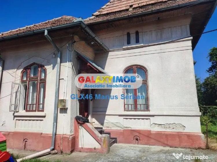 Casă cu 3 camere cu Teren 2354 Mp în Răzvad