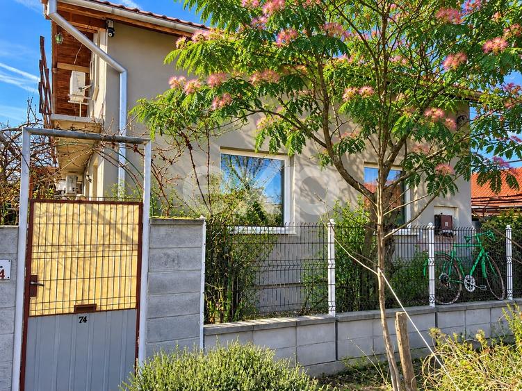 Casă individuală cu 3 camere cu Canalizare în Buziaș