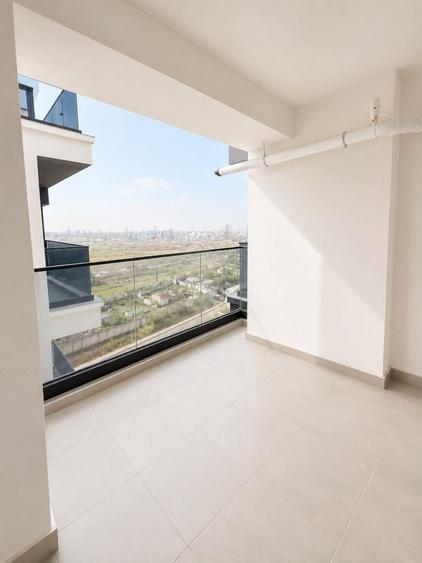 Apartament cu 3 camere decomandat în Energia