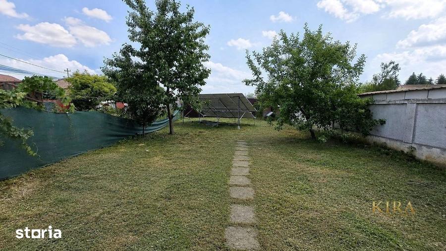 Casă cu 6 camere cu Teren 700 Mp în Central
