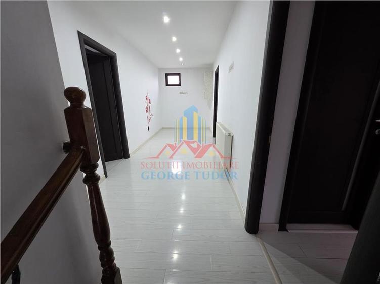 Casă individuală cu 6 camere cu Teren 300 Mp în Chiajna