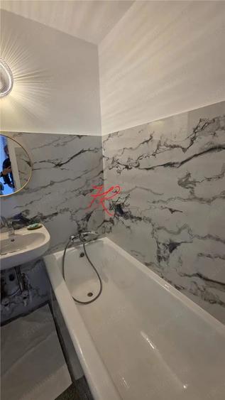 Apartament cu 3 camere semidecomandat în Parcul Circului