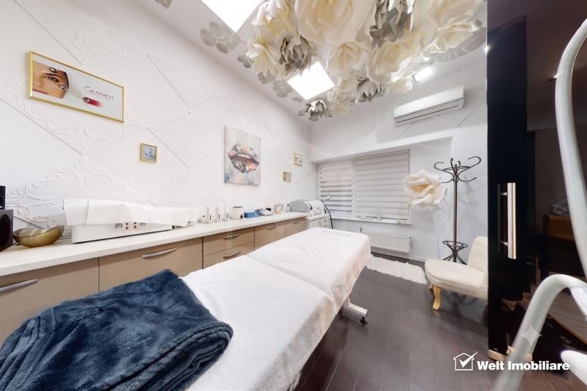 Spațiu comercial, de 247 mp, în Central