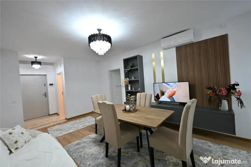 Apartament cu 3 camere decomandat în Ultracentral