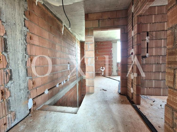 Duplex cu 3 camere cu Canalizare în Moșnița Nouă