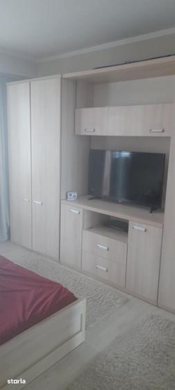 Apartament cu 2 camere semidecomandat în Dobroești