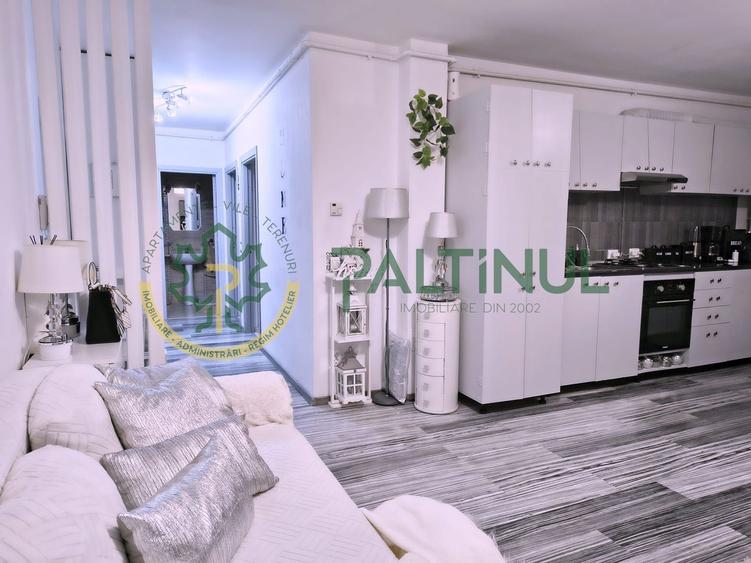Apartament cu 3 camere decomandat, mobilat în Central