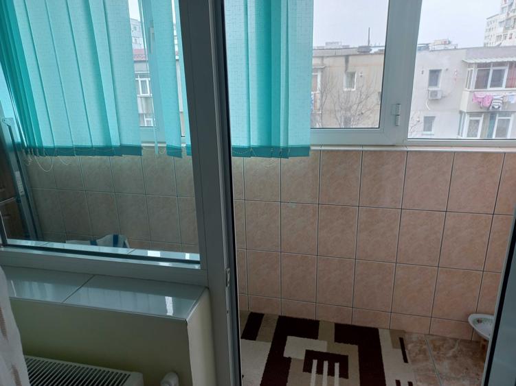 Apartament cu 2 camere decomandat în Dacia