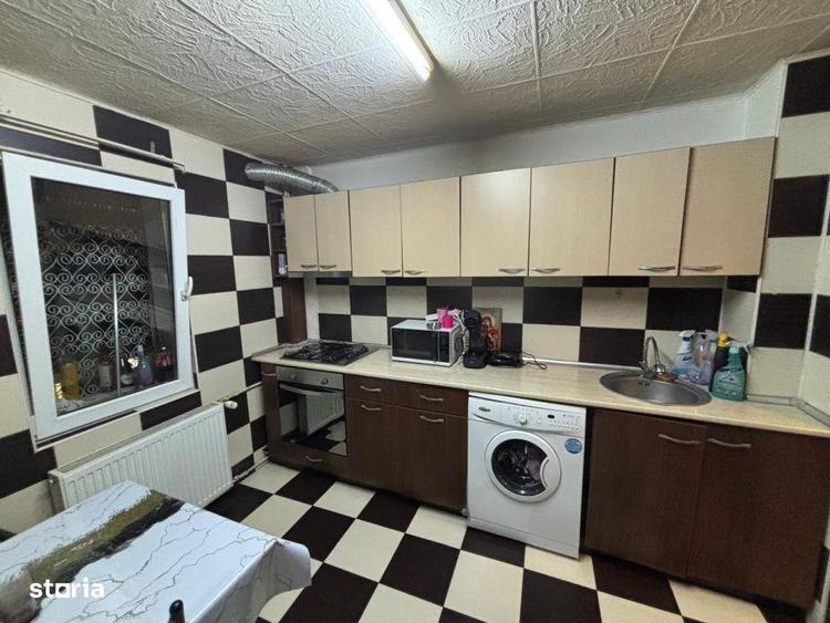 Apartament cu 2 camere semidecomandat, mobilat în Pantelimon
