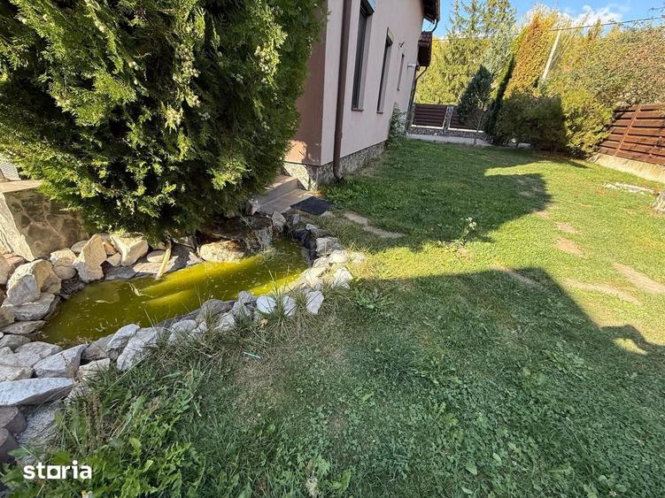 Casă cu 4 camere cu Teren 500 Mp în Corunca