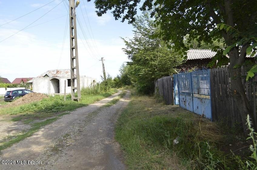 Teren Construcții intravilan de 4700 mp, în Suseni