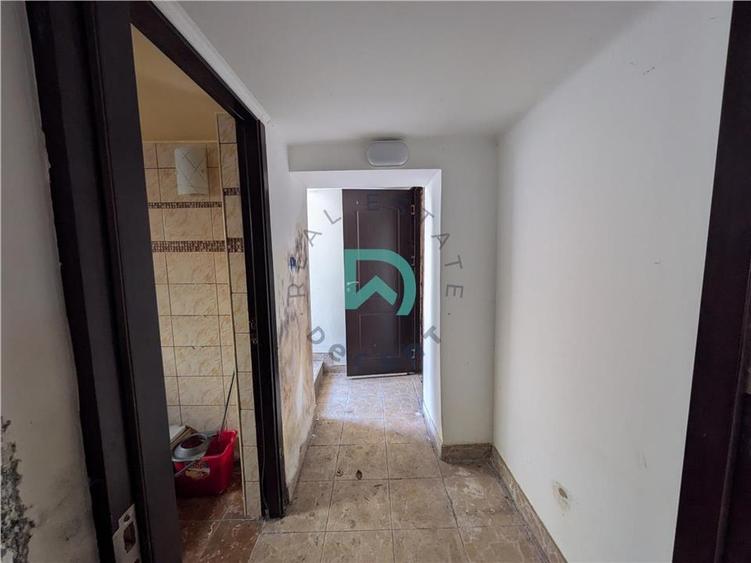 Casă individuală cu 4 camere cu Teren 262 Mp în Tractorul