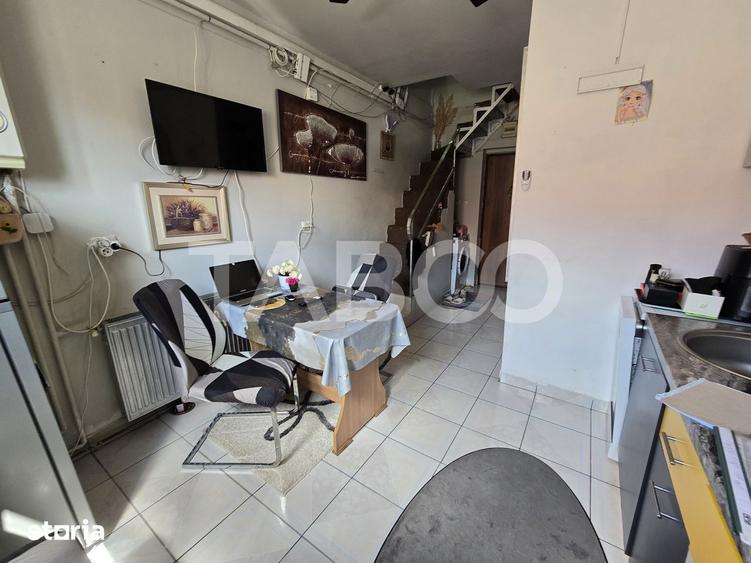 Apartament cu 2 camere decomandat, mobilat în Broscărie