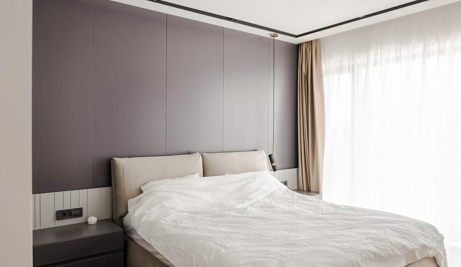 Apartament cu 3 camere decomandat în P-ța Victoriei