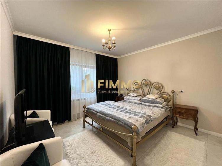 Casă individuală cu 7 camere cu Teren 800 Mp în Sfântu Ilie