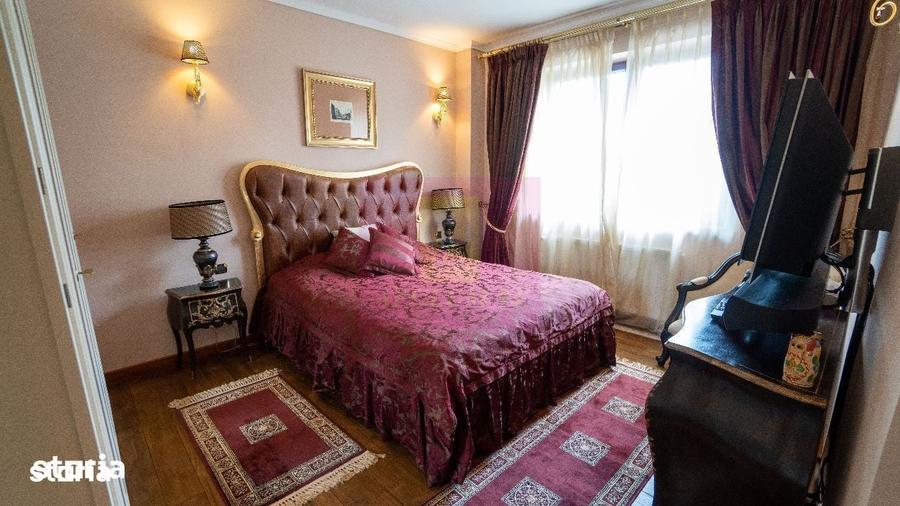 Apartament cu 4 camere decomandat în Clăbucet
