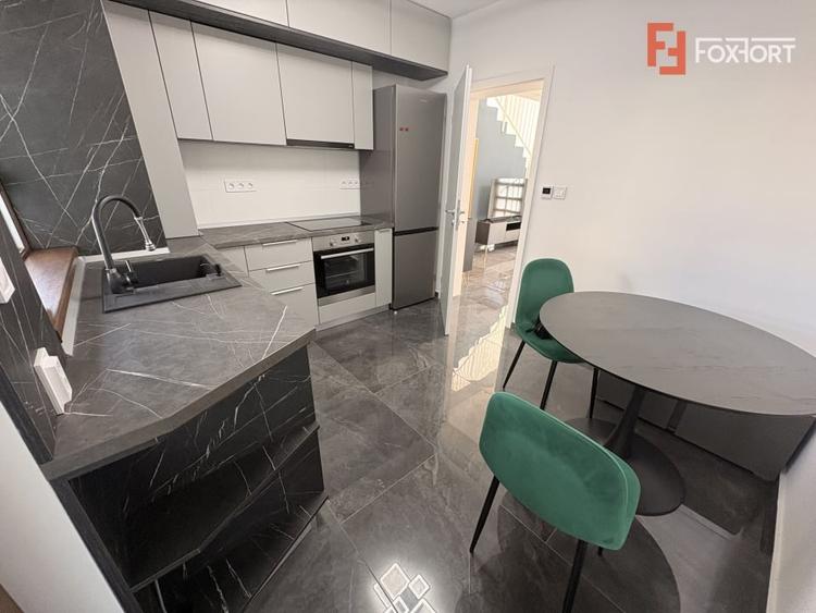 Duplex cu 3 camere cu Canalizare în Giroc