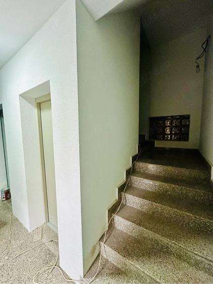 Apartament cu 2 camere semidecomandat în Cișmigiu