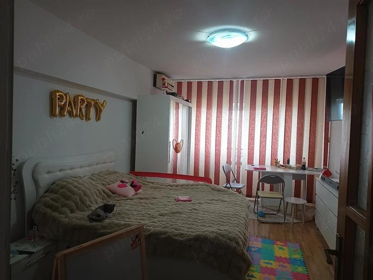 Garsonieara str Traian Constanta - zona Gara, in spate la BCR - 4