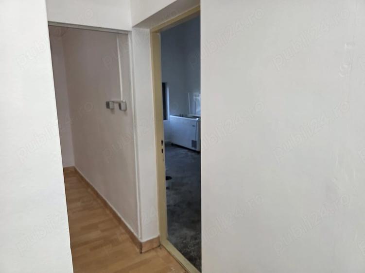 Spațiu comercial, de 63 mp, în Leordeni