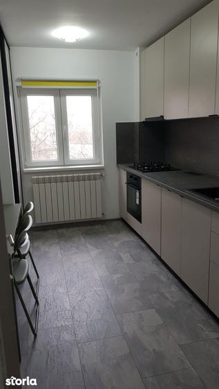 Apartament cu 3 camere decomandat, mobilat în Aviației