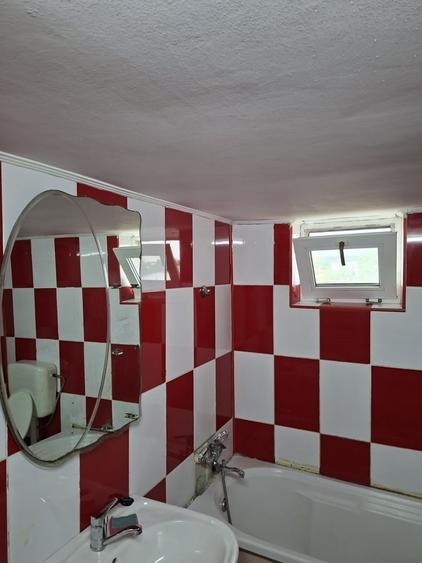 Garsonieră decomandată în Uverturii