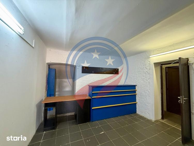 Casă cu 10 camere cu Teren 801 Mp în Ultracentral