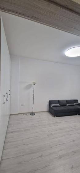 Apartament cu 2 camere decomandat în Berceni