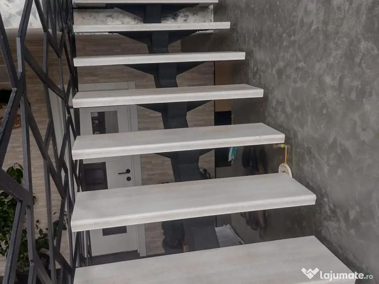Casă cu 5 camere în Bartolomeu