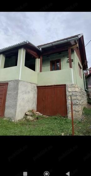 Casă cu Teren 2228 Mp în Sâncraiu