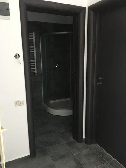Apartament cu 2 camere semidecomandat în Berceni