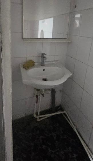 Spațiu comercial, de 62 mp, în Glina