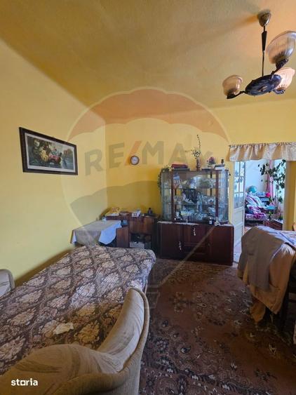 Casa de vanzare, curte proprie -Medias, str. Stadionului - 7