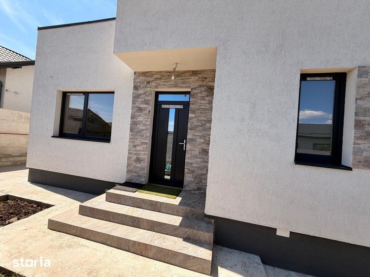 Casă cu 4 camere cu Teren 353 Mp în Berceni