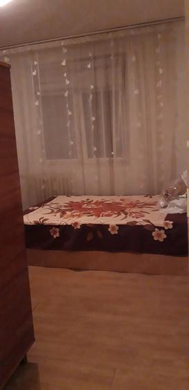 Apartament cu 3 camere decomandat în Rahova