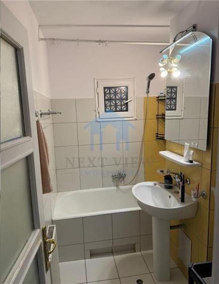 Apartament cu 2 camere decomandat în Zorilor