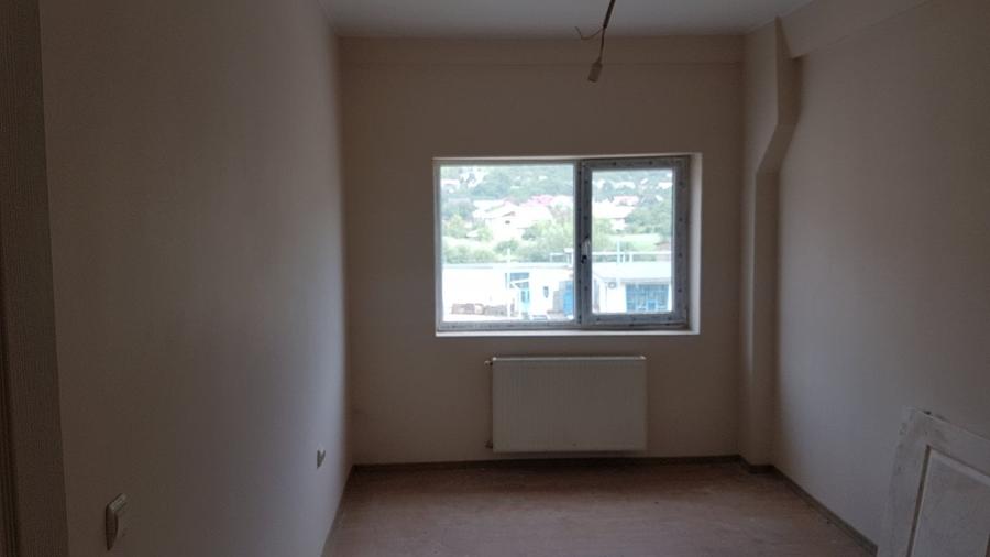 Apartament cu 2 camere decomandat în Sud-Vest