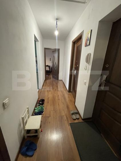 Apartament cu 3 camere decomandat, mobilat în Central
