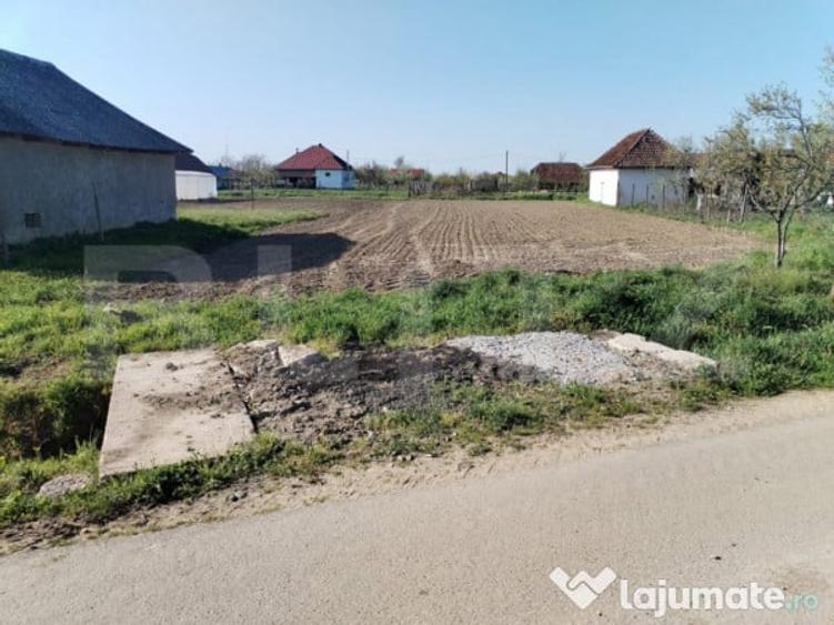 Casa de vanzare cu 3 camere, 2050 mp, zona Tatarasti - 9