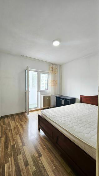 Apartament cu 2 camere semidecomandat în Berceni