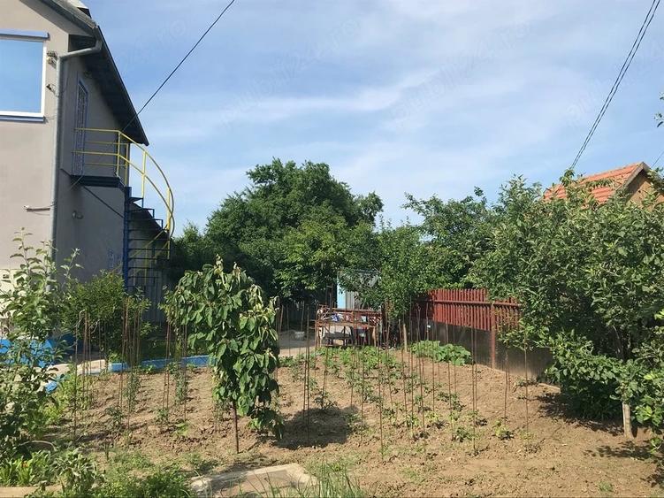 Casă cu 2 camere cu Teren 600 Mp în Agigea