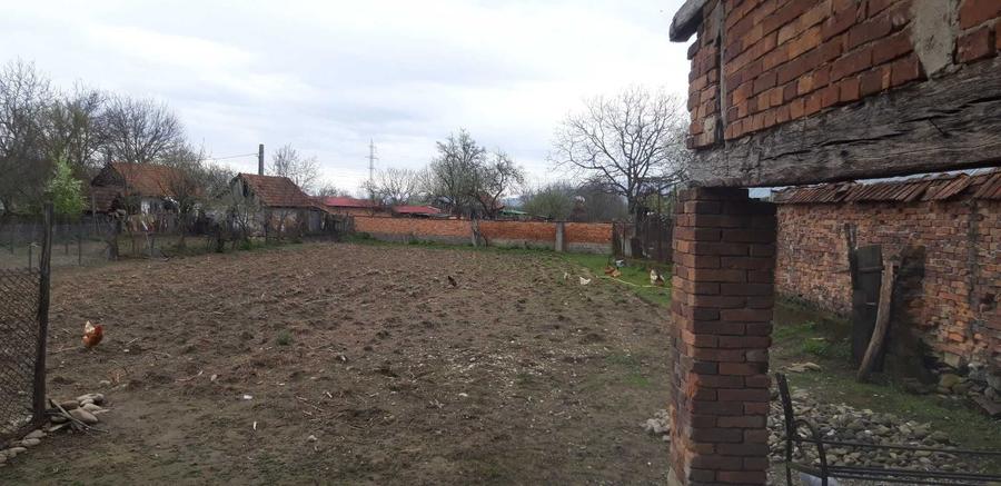 Casă cu 4 camere în Ciuta
