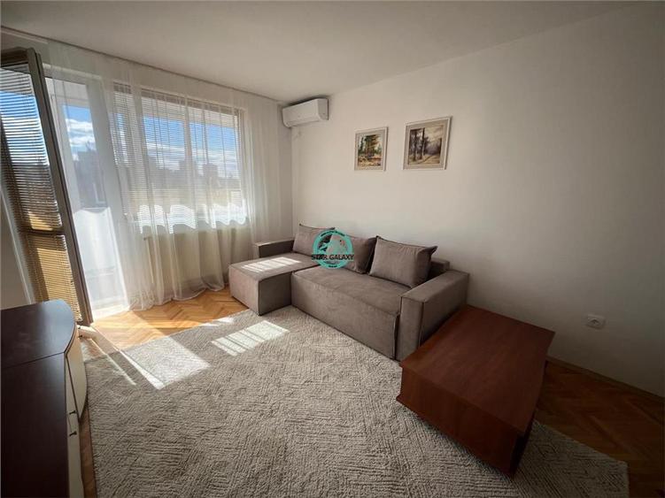Apartament cu 2 camere decomandat, mobilat în Semicentral