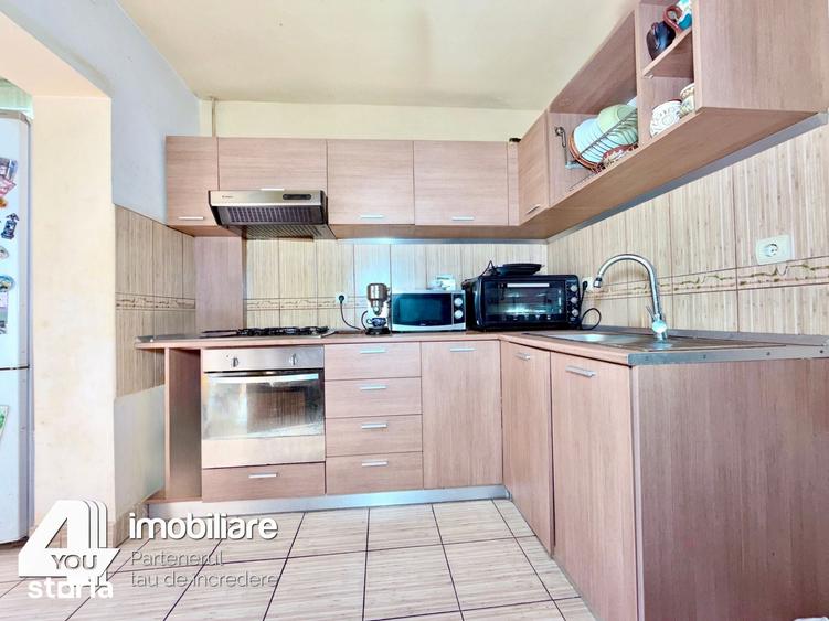 Apartament cu 3 camere decomandat în Micălaca
