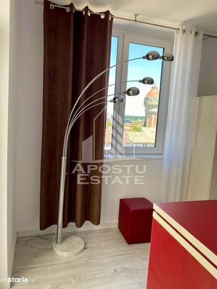 Apartament cu 3 camere semidecomandat în Simion Bărnuțiu