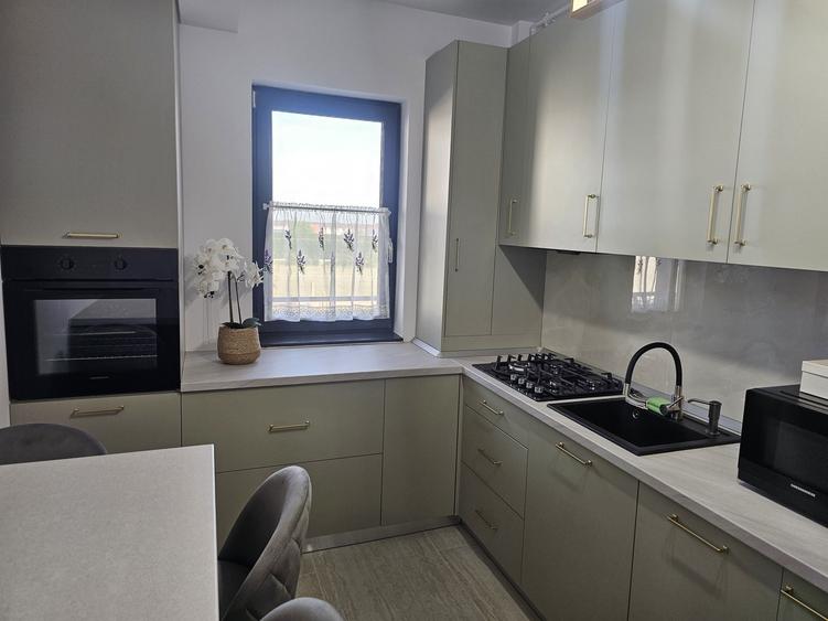 Apartament cu 2 camere decomandat, mobilat în Giroc