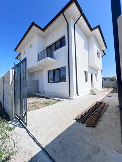 Duplex cu 5 camere cu Teren 200 Mp în Bragadiru