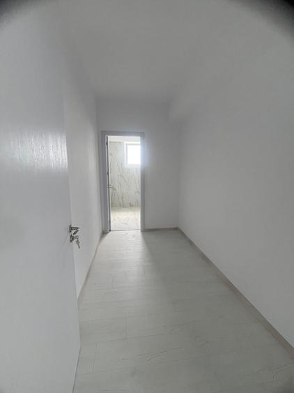 Spatiu comercial de vanzare in Otopeni la SUPER PRET! - 2